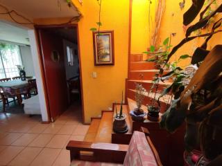 Comfy furnished small house - 1