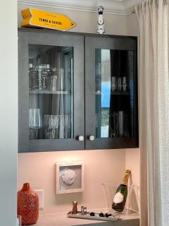 Seas the Day TCI -Sonos, Covered Balcony, hot tub - 6