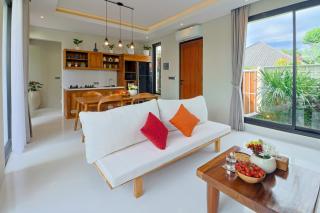 Glücks Point House Bali, by ubud - 0