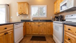 Kanab Townhome Pool and Hot Tub Pets OK - Kanab - 3