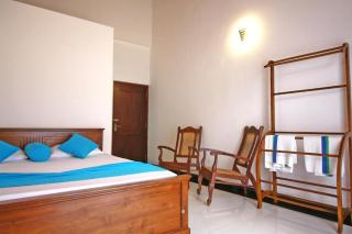 City Beach Apartment - 6