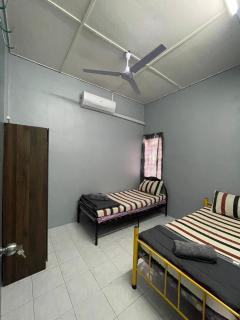 Teratak Bonda Homestay Seri Iskandar - 5