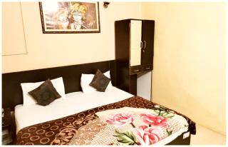 A PREMIUM VARANASI HOTEL D - S - R E S I D E N C Y - fully Air Conditioned hotel at Prime Location - Hygiene & Spacious Room - with wifi Facilities - BEST HOTEL IN VARANASI - Varanasi - 6