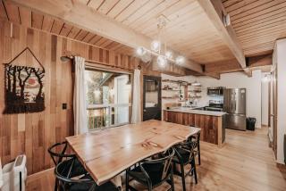 Glacier Springs Cabin #27 - Wi-Fi - 4