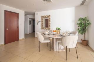 Frank Porter - Bahar 1 - Dubai - 3