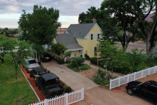 Stunning Historic Home Lots of Space In Town - 5