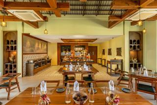 Sterling Tipeshwar - - 3