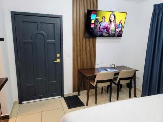 King Suite with Bath, Kitchenette, Desk, AC and TV - 7