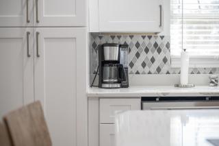 Wood Circle House - Dog Friendly with Fenced in Backyard - 7