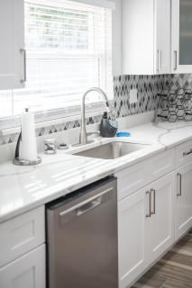 Spacious Newly Remodeled 3/2 - Lakeland - 4