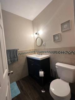 Midtown Gem with Kitchen and Living Room - Sacramento - 6