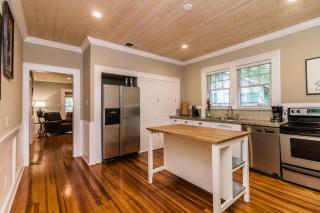 Florida Southern College 3/2 Luxury Home - Lakeland - 1
