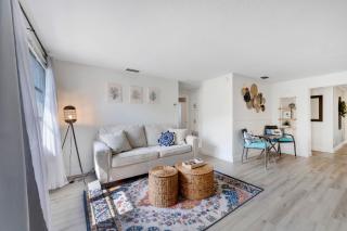 Private Pool Mins to Beach and Pet Friendly - Largo - 8