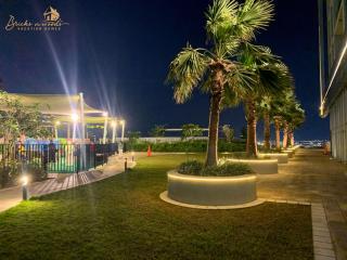 Classic Canal View 2 Bhk 6pax - 7