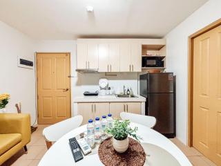 A Sleek Spacious Escape - Iloilo City - 7