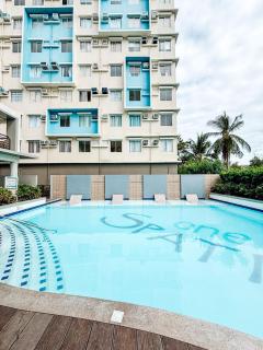 A Sleek Spacious Escape - Iloilo City - 6