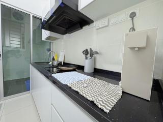 NEW Minimalist Cozy 3R3B SgBesi - 6 pax - Kuala Lumpur - 2