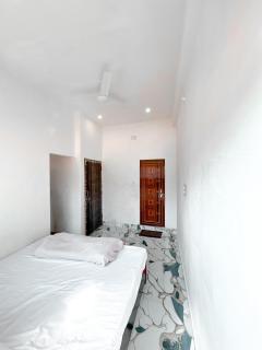7BHK FLATS Kashi Vishwanath Jyotirling - 1