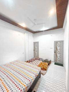 7BHK FLATS Kashi Vishwanath Jyotirling - 1