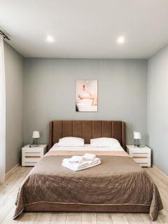 Apartments Domovik Стильна квартира, Миру 11 c кв 2 - 0