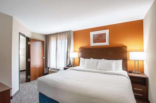 MainStay Suites Madison - Monona - 1