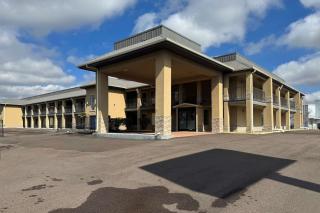 Super 8 by Wyndham Jackson MS - Jackson - 4
