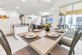 Solara Resort 7 Bedroom Home with Pool Spa 1740 - Kissimmee - 4
