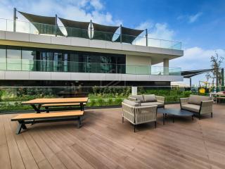 stylish and comfortable one bedroom in sobha - 6