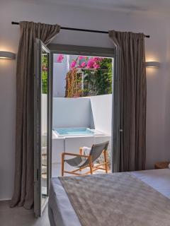 The bright and elegant Villa Akira - Naousa - 3