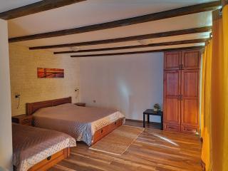 Вила Добреви - 1