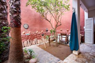 Charming 5 bedroom - 2