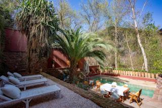 Charming 5 bedroom - 5