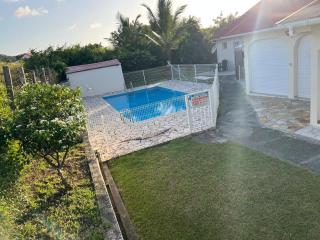 Bungalow Sainte-Anne - 2
