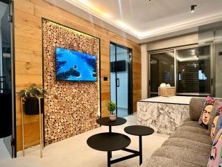 Dream Suite on the Beach - Haifa - 4