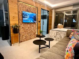 Dream Suite on the Beach - Haifa - 0