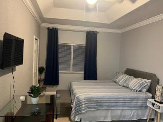 Cozy Green Apartment - 3