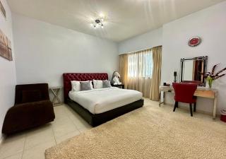 Stylish 1BR in Executive Tower - 7