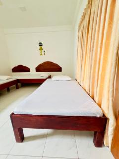 Seafood king hostel - Nilaveli - 5