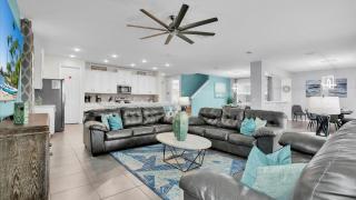 Solara Resort 9 Bedroom Private Pool Home - 7