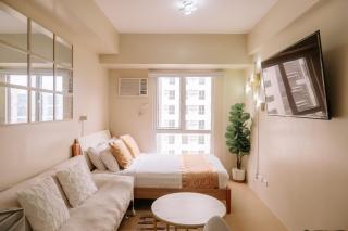 Minimalist Chic City Loft - Iloilo City - 6