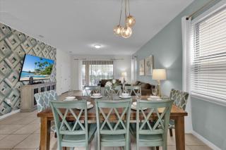 Solterra Resort 6 Beds Private Pool Spa Home - 4