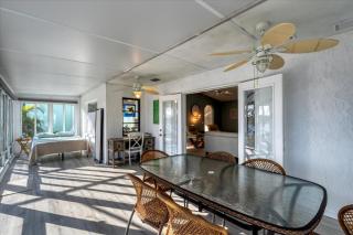 South Gulf Cove 2 Bedroom Canal Pool Home - Placida - 7
