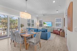 211 Blue Palm- Spacious 5-Bedroom Pool Home, Steps from Beach! home - 5