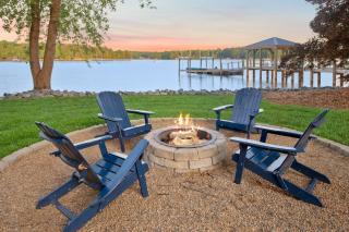 Southern Sunrise Covered Dock & Optional Boat Rental - Mooresville - 9