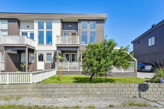 Moderne rekkehus nært Ålesund - - 2