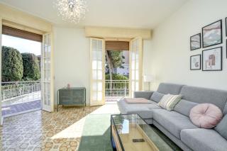 Garda Retreat - beach and every service a 50mt - Sirmione - 0