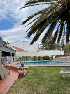 Zinzanathi Guest house - 9