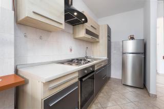 Apartment Susnjici 1 with Pool, Children Playground and Balcony - Baderna - 4