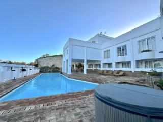 DUPLEX COM VISTA MAR e SOLARIO PRIVATIVO T2 - Lagos - 4