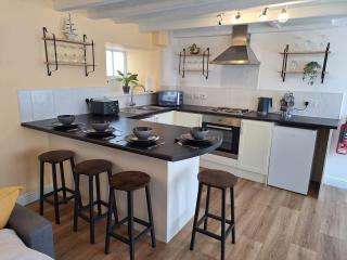 Lavender Cottage - a beautiful quirky family cottage - 8